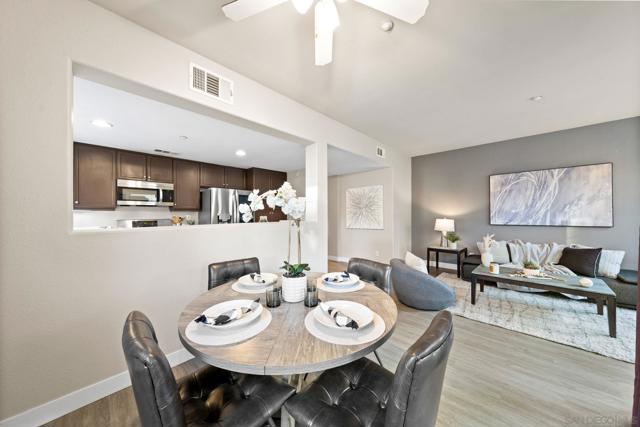 784 Portside Pl, San Diego CA: https://media.crmls.org/mediaz/e089e7f7-22cb-4c0b-b925-19c1e8103f57.jpg