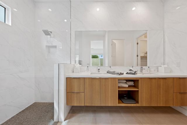 781 Fountain Drive, Palm Springs CA: https://media.crmls.org/mediaz/e08bb58d-df98-49f2-b560-39efe06d989c.jpg