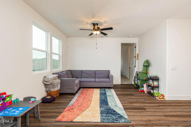 Detail Gallery Image 7 of 31 For 7808 Martian River St, Bakersfield,  CA 93311 - 4 Beds | 2 Baths