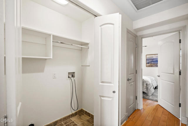 985 N Michillinda Avenue, Pasadena CA: https://media.crmls.org/mediaz/e08ecbe2-2a78-4ab5-8b06-1fb6cba4e348.jpg