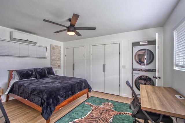 4040 42 35Th Street, San Diego CA: https://media.crmls.org/mediaz/e08ee62a-1643-4f08-99f6-fb98c33cb9df.jpg