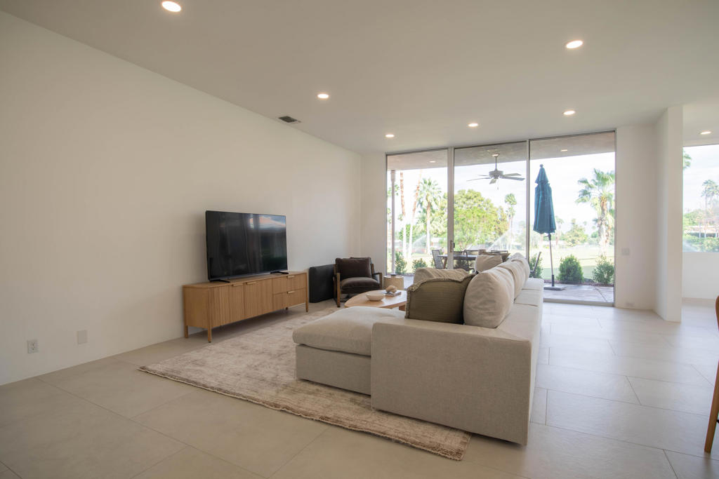 MLS #219136879DA image #7