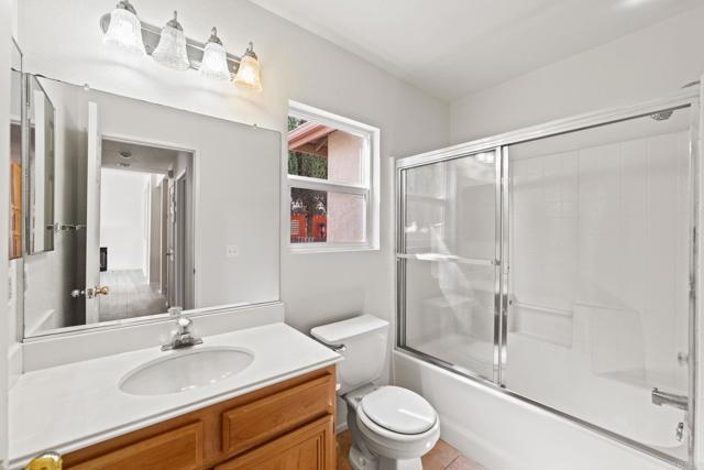 1115 Brown Bear Trail, Beaumont CA: https://media.crmls.org/mediaz/e090b05e-4853-48e2-9b47-8ae507a684e8.jpg