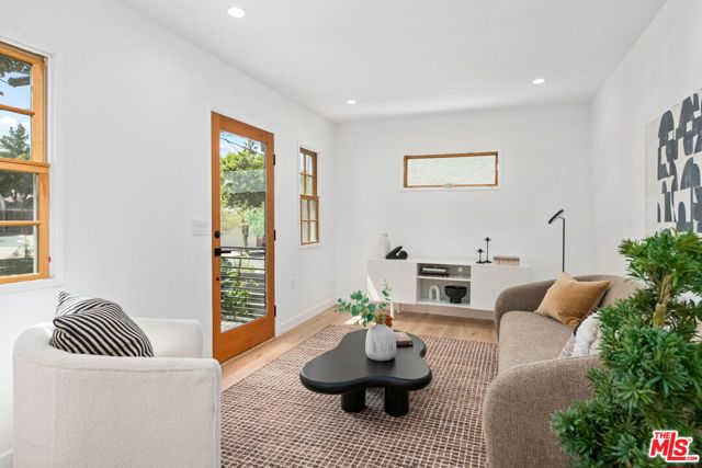 617 Micheltorena Street, Los Angeles CA: https://media.crmls.org/mediaz/e090d7f2-540c-4d9a-971f-094e6a16a274.jpg