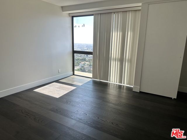 10790 Wilshire Boulevard, Los Angeles CA: https://media.crmls.org/mediaz/e09235df-f4fd-4181-9b6a-282de993feaa.jpg