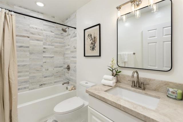 Detail Gallery Image 18 of 26 For 204 Cerco Rosado, San Marcos,  CA 92069 - 2 Beds | 2 Baths