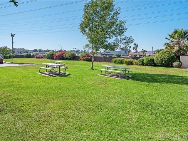 1527 Avenida Rosa, Chula Vista CA: https://media.crmls.org/mediaz/e0939dd3-7301-4ca6-b979-58eaf4843845.jpg