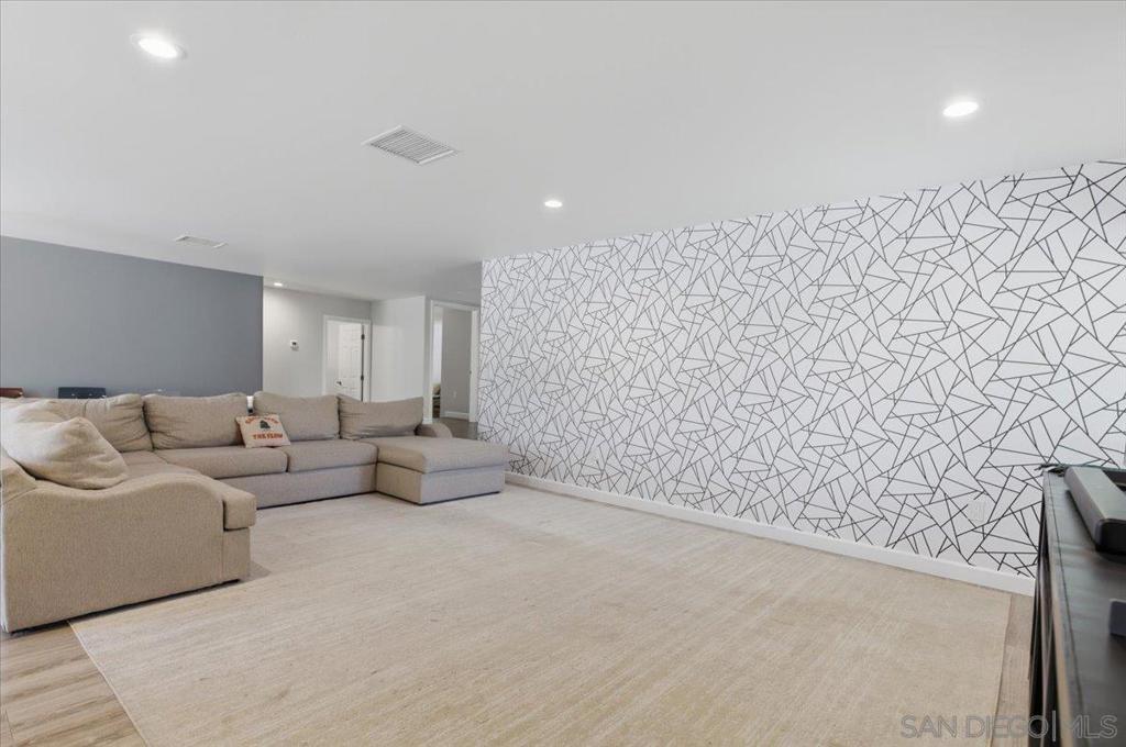 907 Seph Way - photo 8