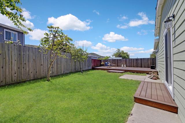 360 Fairway Drive, Pacifica CA: https://media.crmls.org/mediaz/e09423d4-2c4c-4e01-a6f9-ef09a8d9a627.jpg