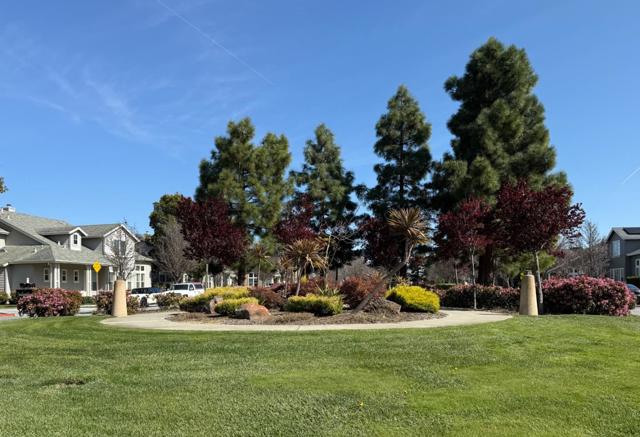 Image 35 of 42 For 400 Solstice Lane