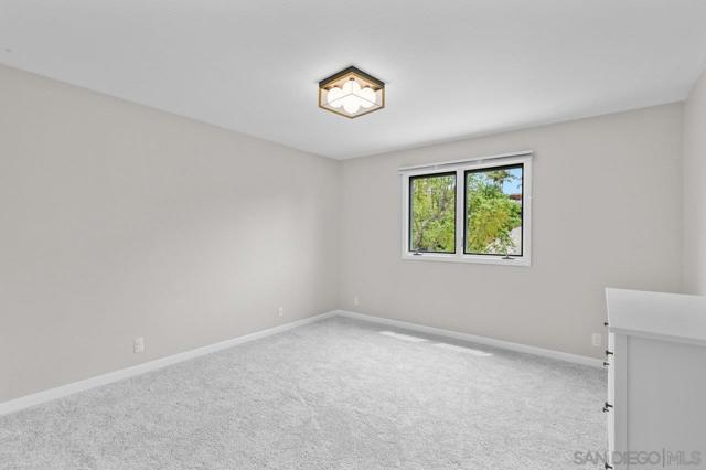 3609 Monte Real, Escondido CA: https://media.crmls.org/mediaz/e0958aca-ff48-44b2-bd8e-417f8dcdc7c9.jpg