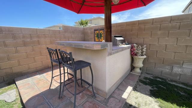 82549 Tivoli Court, Indio CA: https://media.crmls.org/mediaz/e097695e-4a4b-42ad-9f87-a12d57f23f2e.jpg