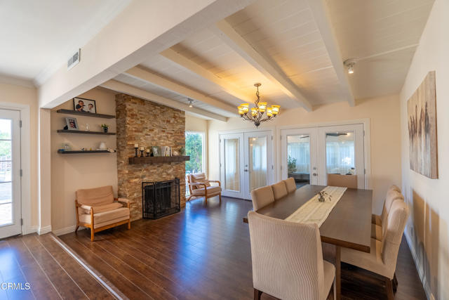 Detail Gallery Image 12 of 51 For 13615 Herrick Ave, Sylmar,  CA 91342 - 4 Beds | 3 Baths