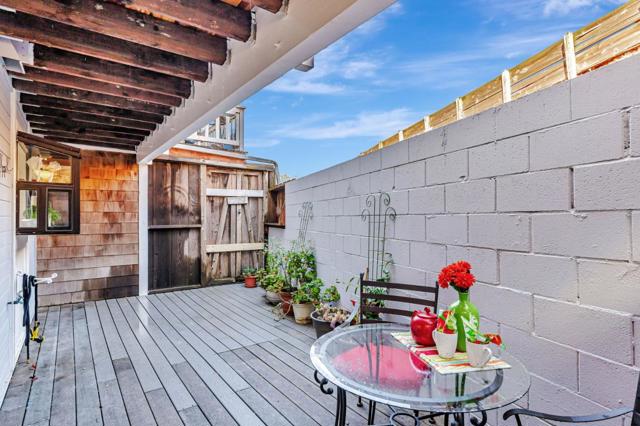 17120 Viewcrest Lane, Morgan Hill CA: https://media.crmls.org/mediaz/e097a46c-c473-4038-91f8-fad5eeff503b.jpg