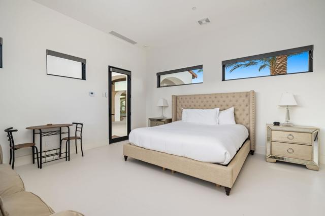 80980 Vista Galope, La Quinta CA: https://media.crmls.org/mediaz/e099130c-14c4-4169-bb83-5f2956f6ce83.jpg