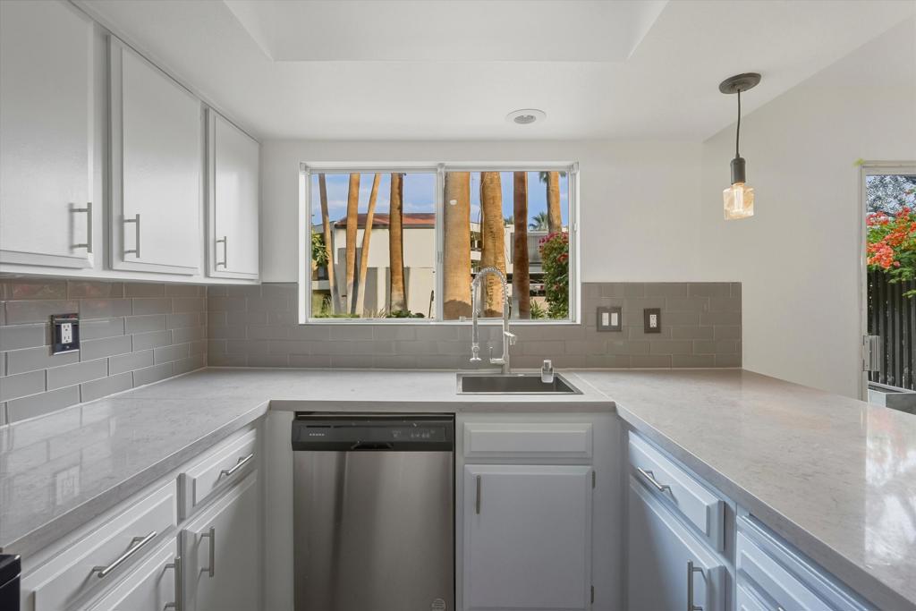 MLS #219137652DA image #18