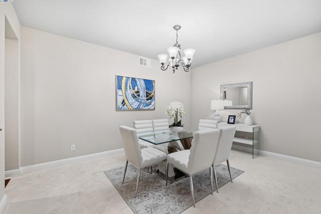 7818 Kennard Ln, San Ramon CA: https://media.crmls.org/mediaz/e099715a-2fda-48cb-9308-34db2e4e0b2f.jpg