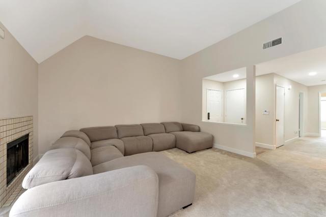 3668 Stoneglen S, Richmond CA: https://media.crmls.org/mediaz/e09a356b-f997-4965-9308-2177f9fed9b9.jpg
