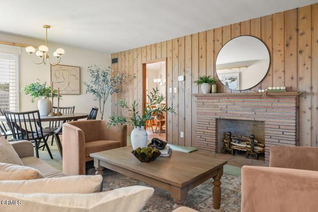 410 Palomares Avenue, Ventura CA: https://media.crmls.org/mediaz/e09a79dd-377b-4feb-93a6-f6c7f2c6c0de.jpg