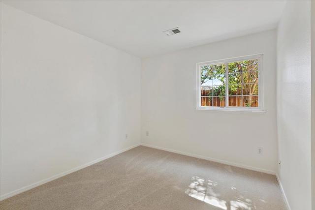 2181 Osborne Circle, Hollister CA: https://media.crmls.org/mediaz/e09a944e-566d-41e0-a1cb-d62f790441c0.jpg
