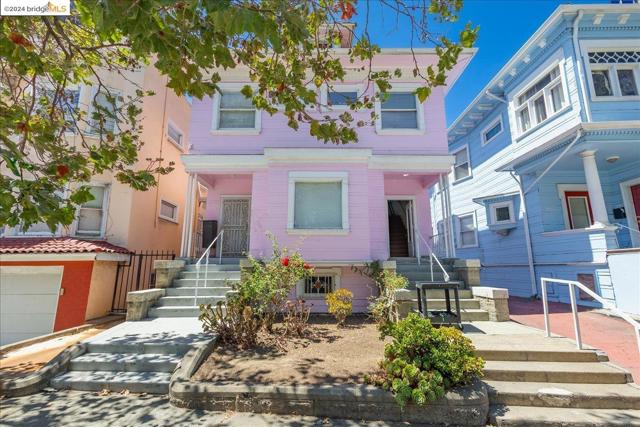 Image 4 of 9 For 2311 Harrison St