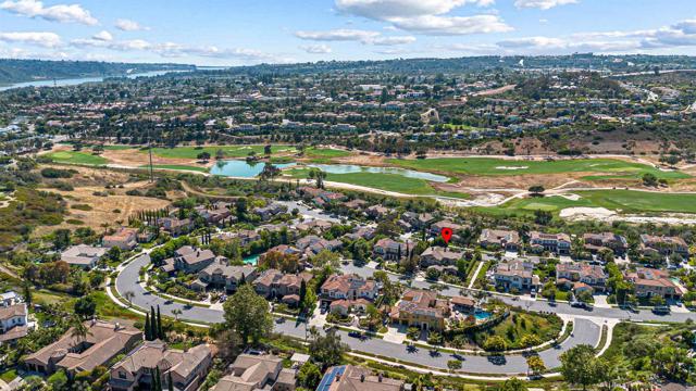 6839 Helenite Pl, Carlsbad CA: https://media.crmls.org/mediaz/e09c8806-fc94-443f-aef5-27898f9f03bc.jpg
