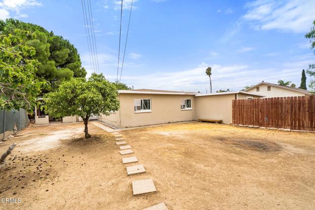 Detail Gallery Image 3 of 25 For 10357 Bonita Ave, Riverside,  CA 92505 - 3 Beds | 2 Baths
