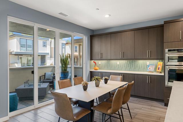 Detail Gallery Image 10 of 33 For 8355 Summit Way, San Diego,  CA 92108 - 3 Beds | 3/1 Baths