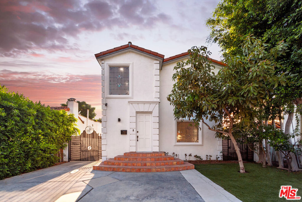 427 S Clark Drive
