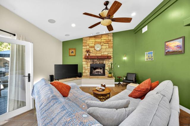 Detail Gallery Image 16 of 55 For 4557 Toni Ln, La Mesa,  CA 91942 - 3 Beds | 2 Baths