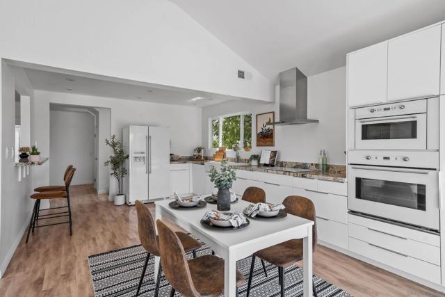 4503 Carnaby, Carlsbad CA: https://media.crmls.org/mediaz/e09e91ee-676e-4645-a420-e7381e4c39d6.jpg