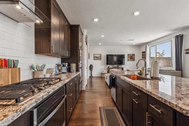 8906 Upbeat Way, Elk Grove CA: https://media.crmls.org/mediaz/e09fdf17-13ee-4303-9cab-958beddda00f.jpg