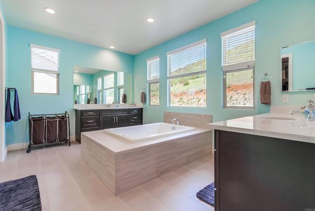 Detail Gallery Image 36 of 65 For 280 Shetland, Fallbrook,  CA 92028 - 4 Beds | 3/1 Baths