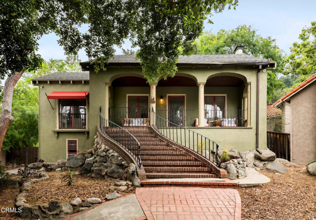 413 Sycamore Place, Sierra Madre CA: https://media.crmls.org/mediaz/e0a1ead0-d418-448b-a9d8-673afe1adb7d.jpg
