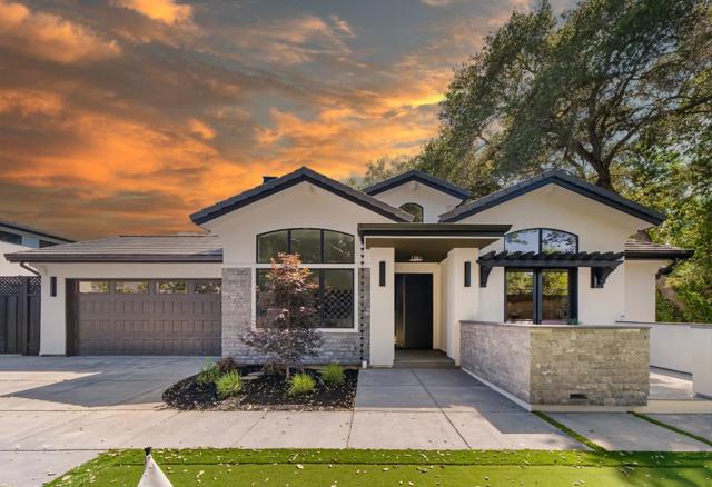 1068 Riverside Drive, Los Altos CA: https://media.crmls.org/mediaz/e0a2a83e-497d-4cc9-97d1-3cd6ff821a5f.jpg