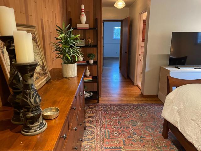 855 Sierra Street, Moss Beach CA: https://media.crmls.org/mediaz/e0a2e019-1059-47e4-919f-9dfed6892b09.jpg