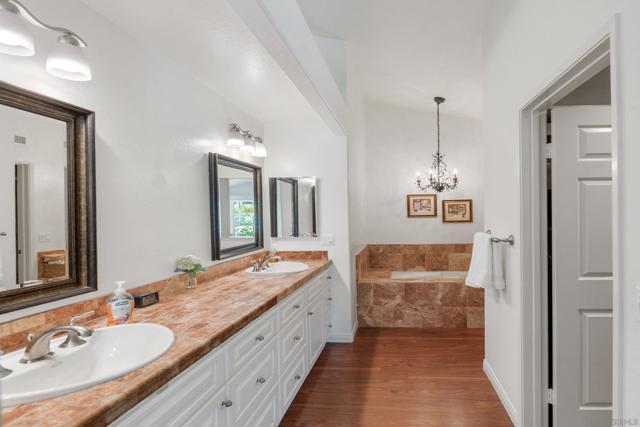 15462 Avenida Rorras, San Diego CA: https://media.crmls.org/mediaz/e0a30663-f53c-4073-b6e7-8160f28f6547.jpg