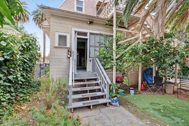 309 N 5th Street, San Jose CA: https://media.crmls.org/mediaz/e0a3ea18-1c9b-4920-bbd5-b11725e58473.jpg
