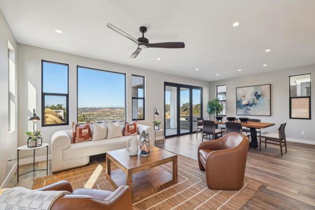 2936 Copley Ave, San Diego CA: https://media.crmls.org/mediaz/e0a5f594-4d1d-46c7-bff7-5ac75f0387fe.jpg