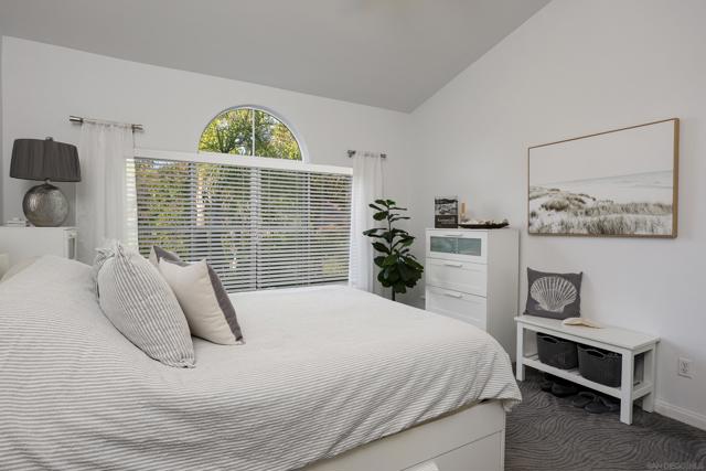 11370 Camino Playa Cancun, San Diego CA: https://media.crmls.org/mediaz/e0a60171-46c5-4dc9-9f89-8c2e3fdd65ce.jpg