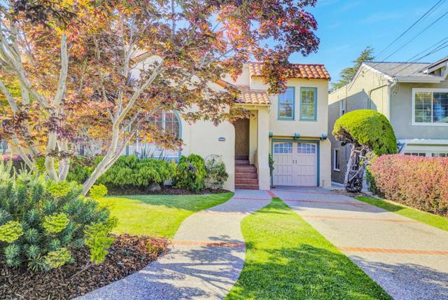 430 26th Avenue, San Mateo CA: https://media.crmls.org/mediaz/e0a6a11f-b765-4299-94f9-6e7b16c2336d.jpg