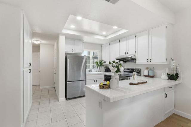 1273 Briarberry Court, San Jose CA: https://media.crmls.org/mediaz/e0a6ca89-4819-4e8c-a767-78e311cdd593.jpg