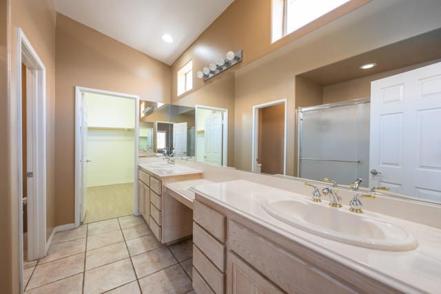 Image 16 of 34 For 45752 Big Canyon Street