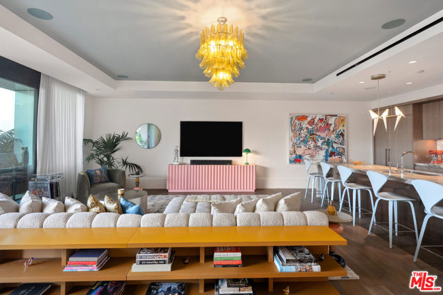 8420 W Sunset Boulevard, West Hollywood CA: https://media.crmls.org/mediaz/e0a89cde-c06b-44a3-8630-3504fd714b51.jpg