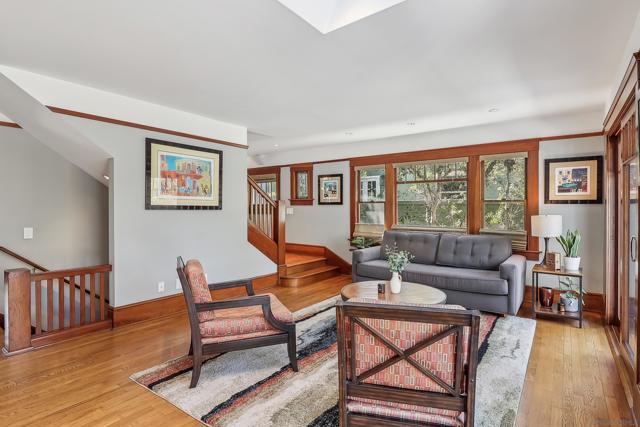 4472 Hortensia St, San Diego CA: https://media.crmls.org/mediaz/e0a8d7ec-0b12-4264-b2b7-70191e6c6707.jpg