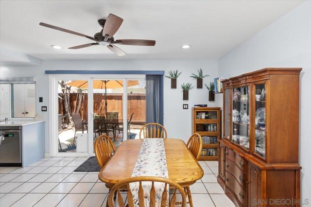 1651 S Juniper, Escondido CA: https://media.crmls.org/mediaz/e0a93a34-7e88-44ad-861c-edb8b303cbde.jpg