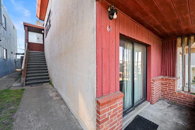 64 Crestview Avenue, Daly City CA: https://media.crmls.org/mediaz/e0a9dd06-a2b9-46bb-a161-ef23736337c2.jpg