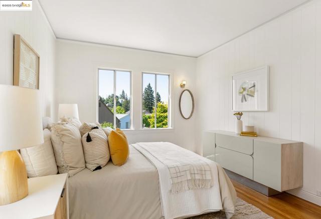 6753 Manor Crest, Oakland CA: https://media.crmls.org/mediaz/e0aa51c0-4e65-44da-ad3c-30672cb56bf5.jpg
