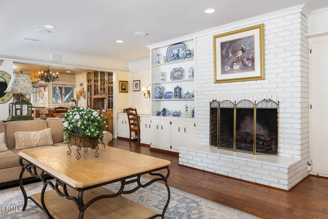 3350 Lombardy Road, Pasadena CA: https://media.crmls.org/mediaz/e0aae224-3a27-4f6c-a98e-163ff1f25307.jpg