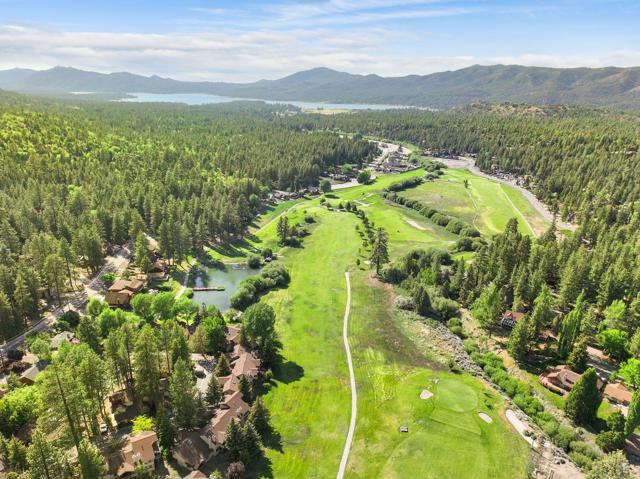 574 Lucerne Drive Drive, Big Bear CA: https://media.crmls.org/mediaz/e0ac284d-504d-4421-a95d-b250722cc9c2.jpg